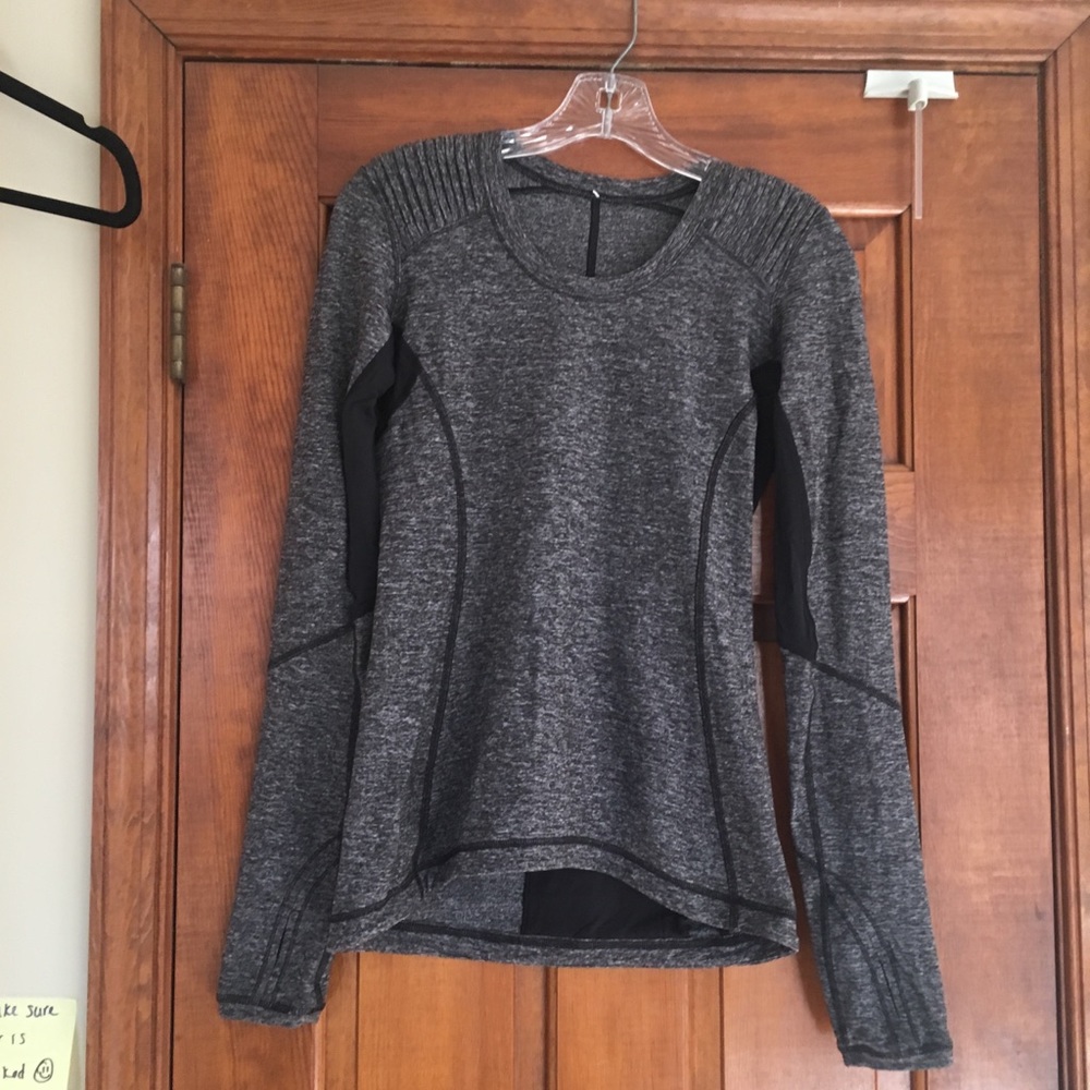 Lululemon top